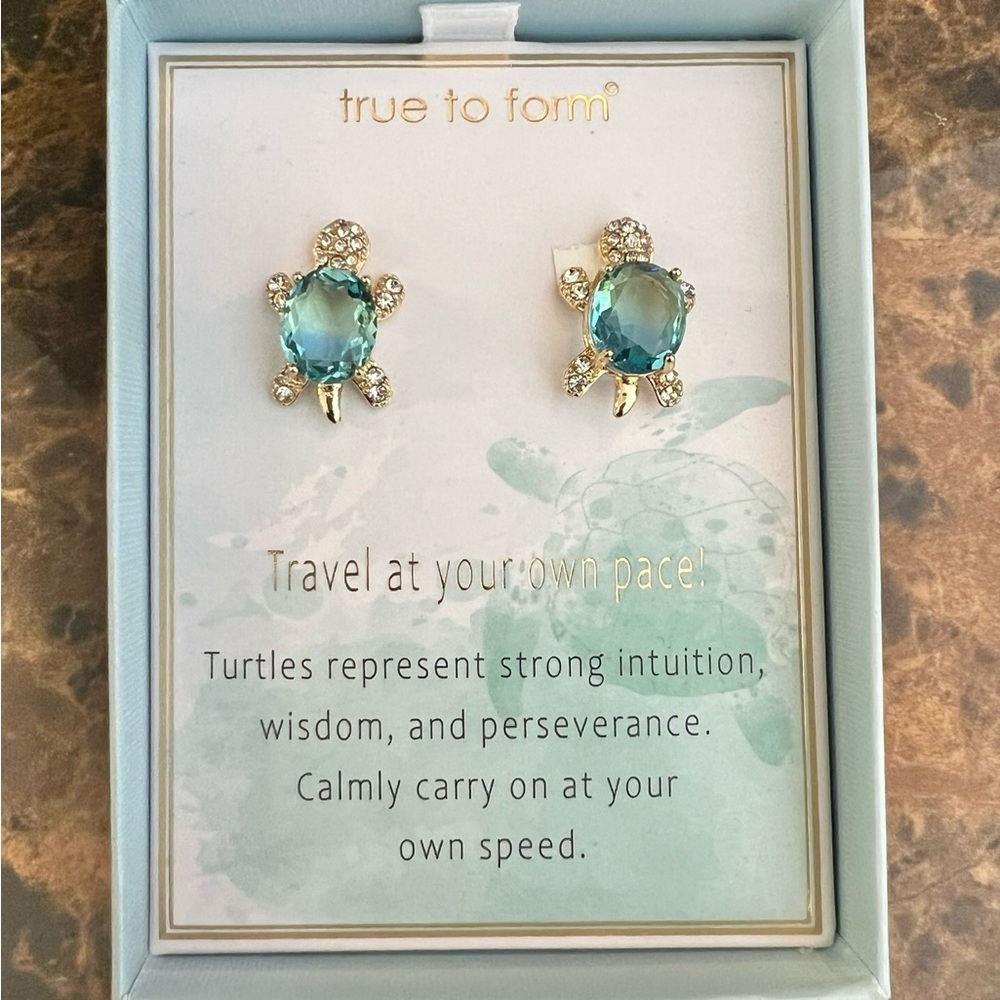 True to Form Sparkling Blue Turtle Pendant Earrings NIB